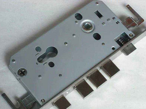 武宣24小时上门开锁公司